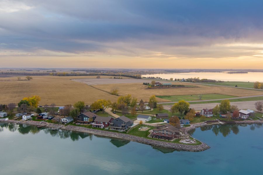 4. overview of lake poinsett shore near property