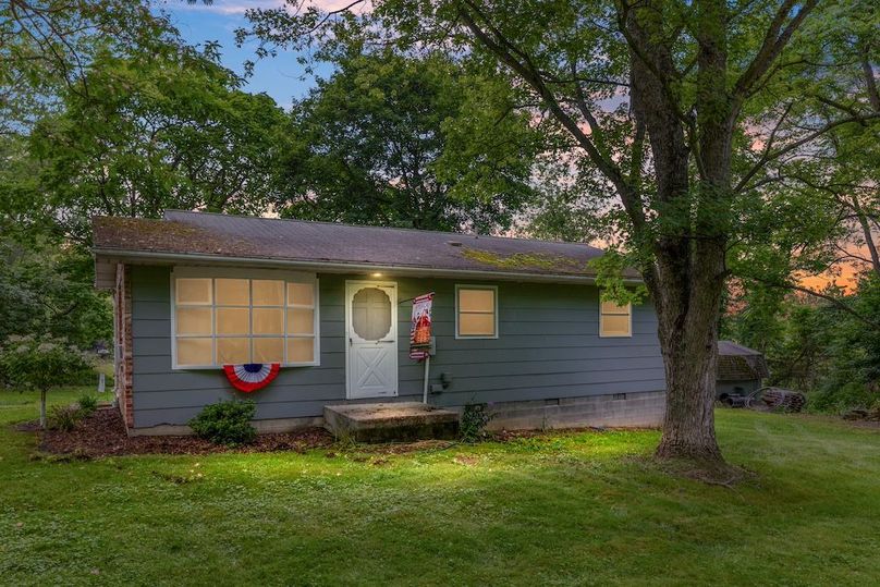 01-2E6A4205_twilight(3461)_ 3461 N Mountain Rd- Absolute Altitude - 7 - 2024 -14