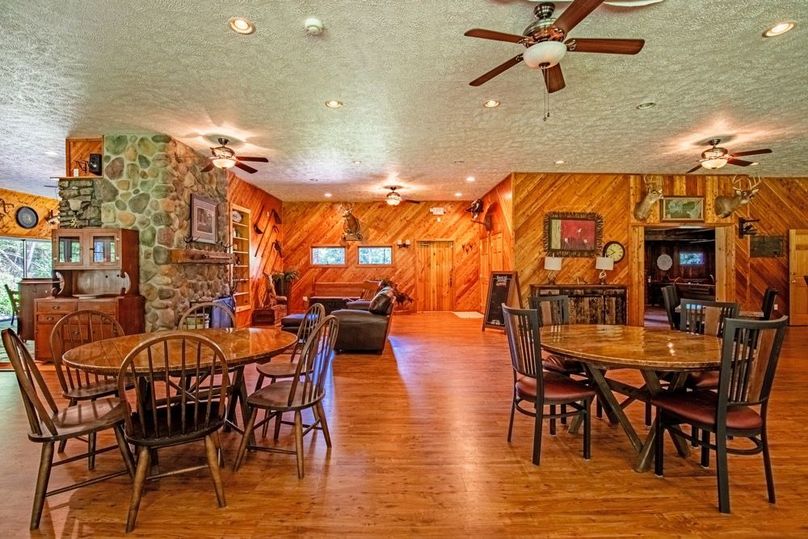 DeerHeadInn-52