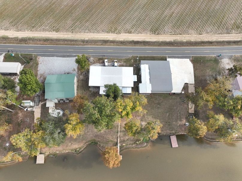 dji_fly_20251120_100332_265_1763735092705_photo