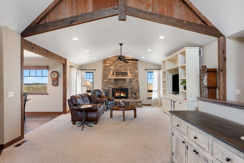 4 Living Room