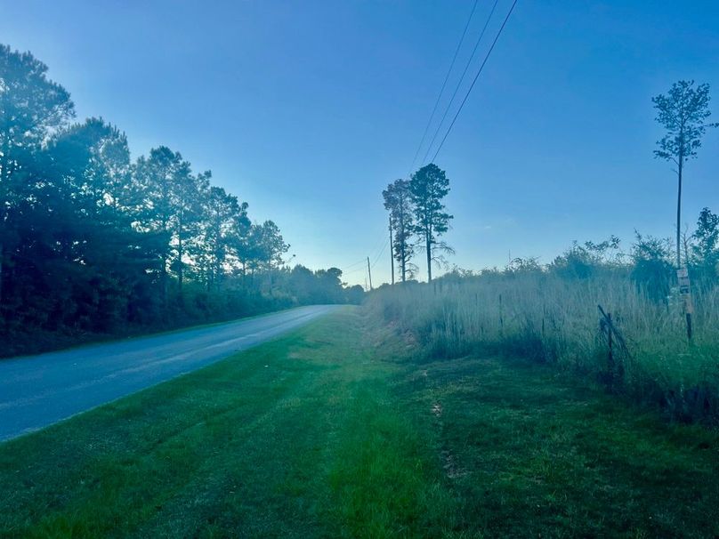 E0DFA7CC-1D32-4469-BF2C-7C0F4F100555_1_201_a