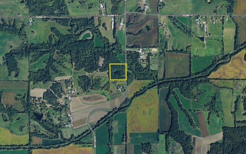 2 Davis 10 neighborhood