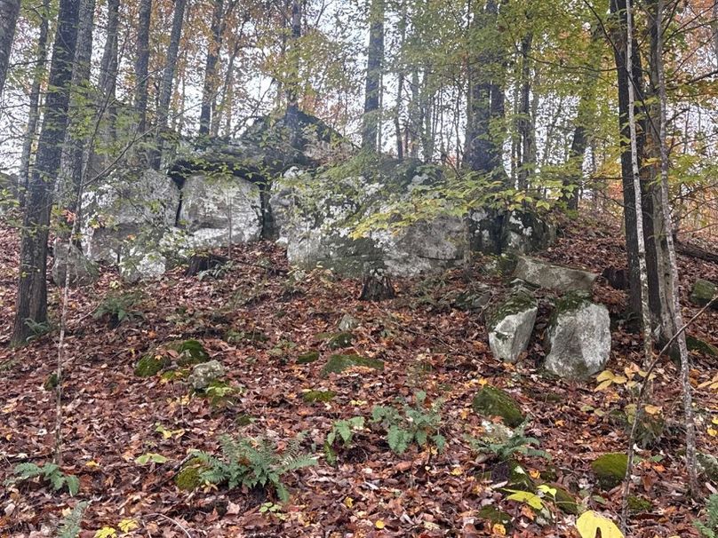 009 Rock Facing Off Northern Point-2