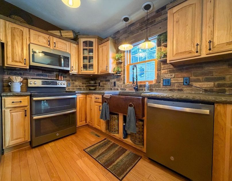 Monroe 68.2 - 7 of 120