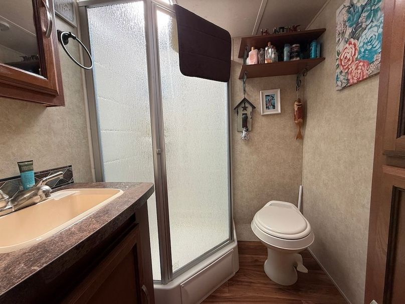 Cayuga_55.02_Herman Photo 14