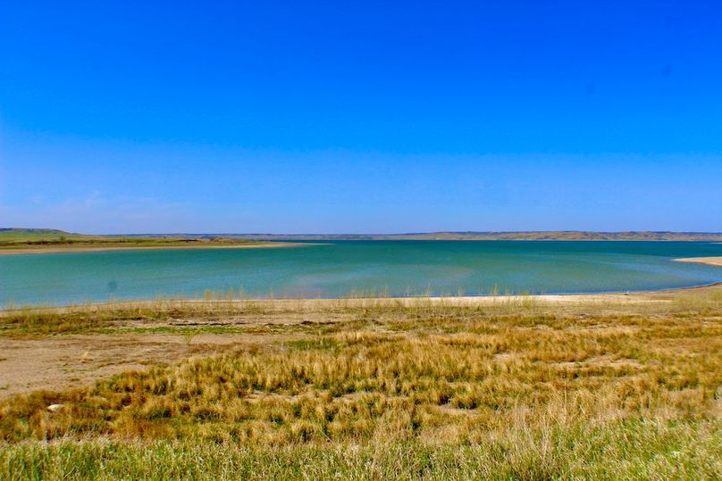 West_Pollock_Lake_Oahe(1)