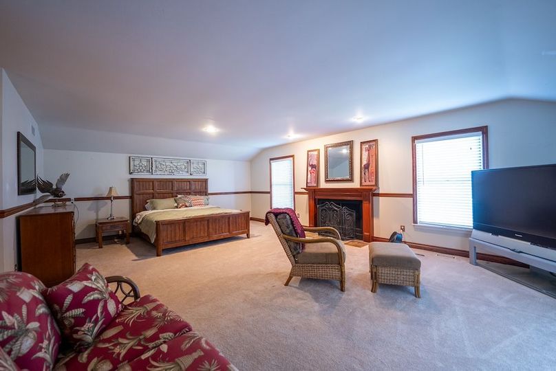 Lapeer MI 170 Featured_Pro Photo-10