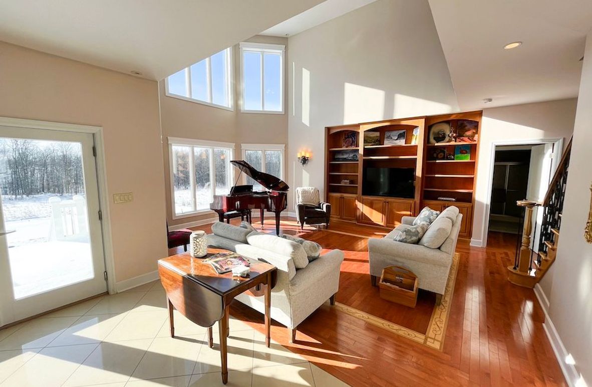 Tompkins_40.29_Waugh Photo 4b