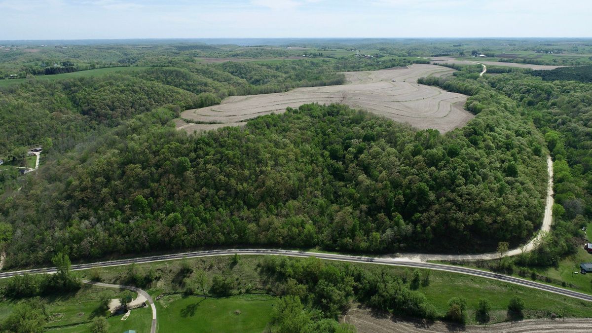 Whitetail Mecca In Big Buck Country Whitetail Properties