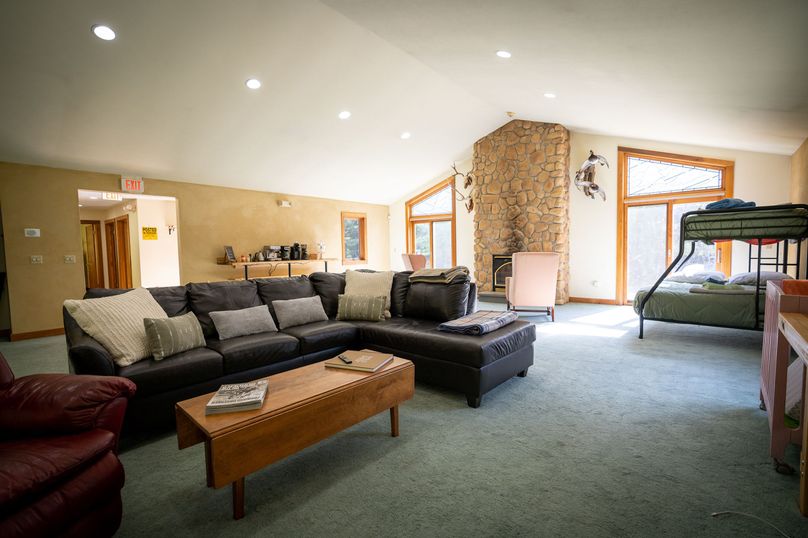 Tompkins_38.42_Shea_Photos_28