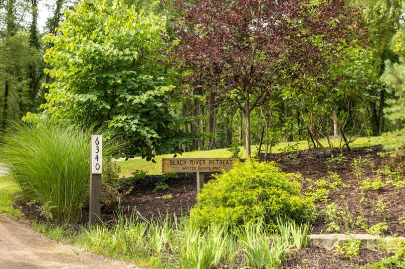 118 Black River Retreat