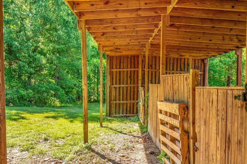 70-84-web-or-mls-279 Poplar Rd exterior-23