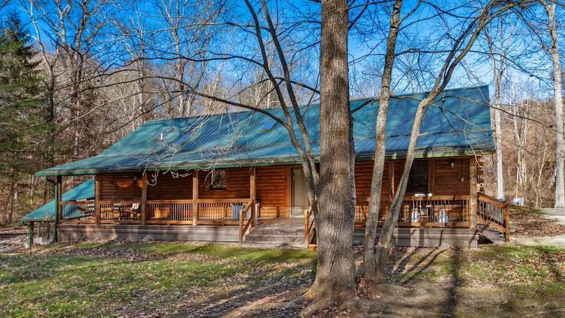 47-zj 21801 Sterling Rd112-2