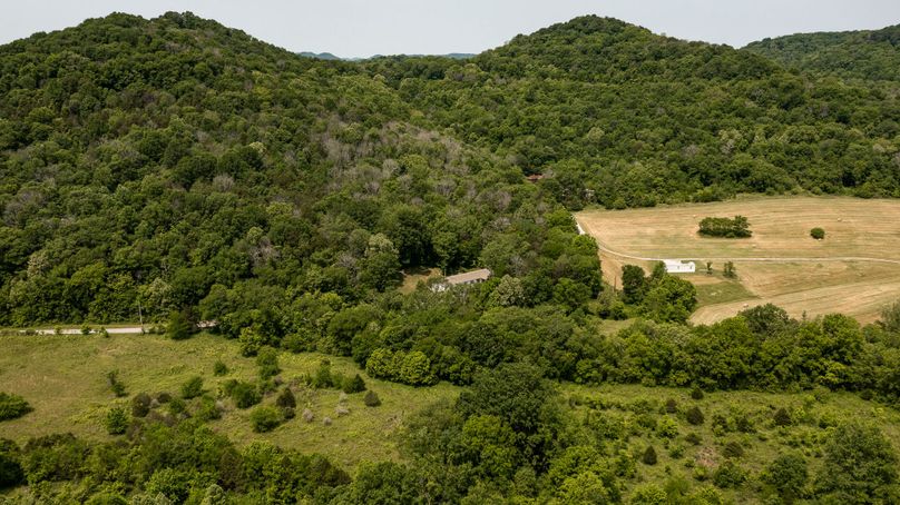 3892 Carters Branch Rd-145