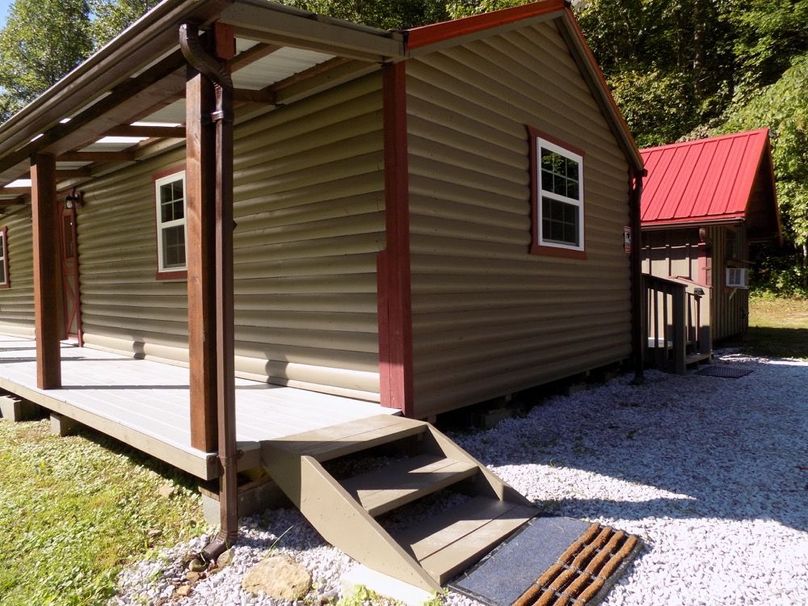 007 North side of cabin