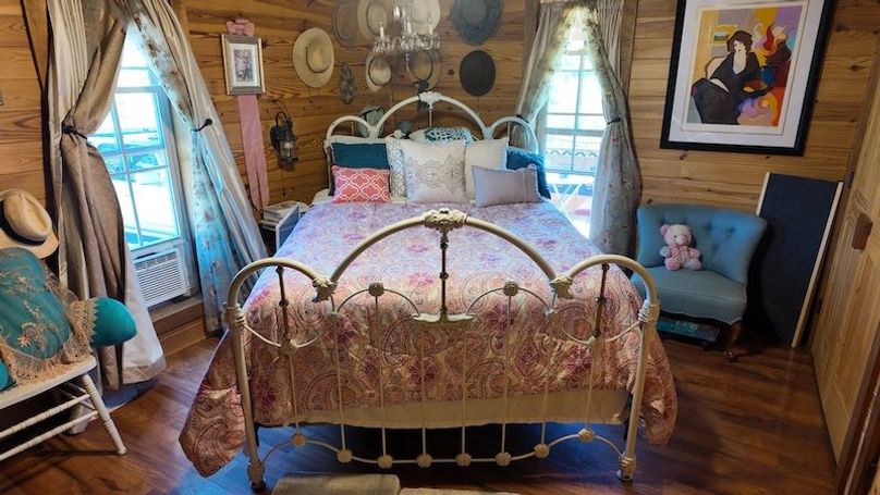 hs 40 cabin20251021_0156