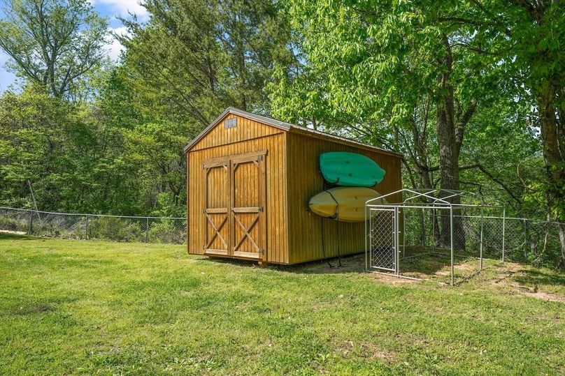 40-2869 Persian Ln37