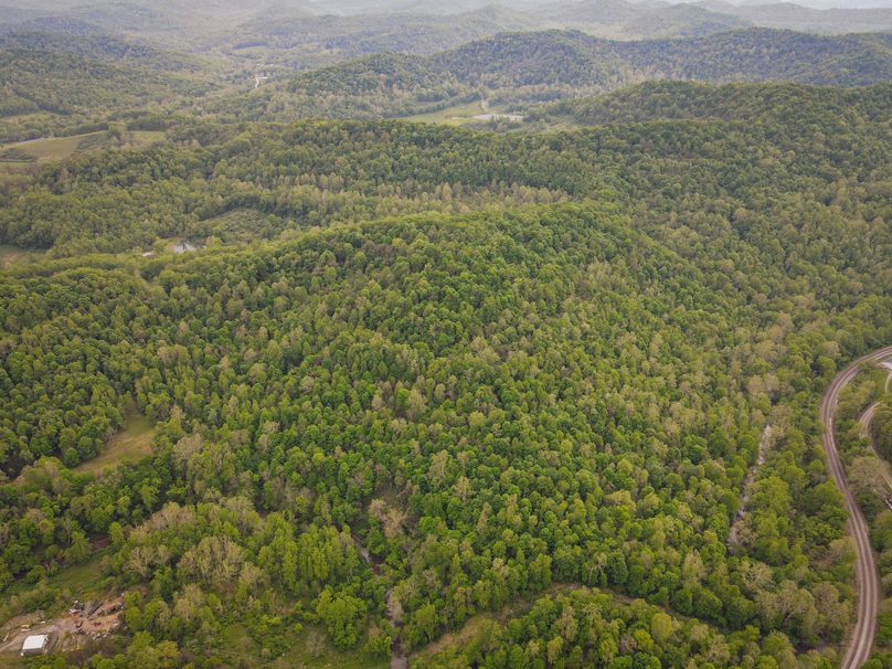 dji_fly_20230512_184156_688_1683931413518_photo