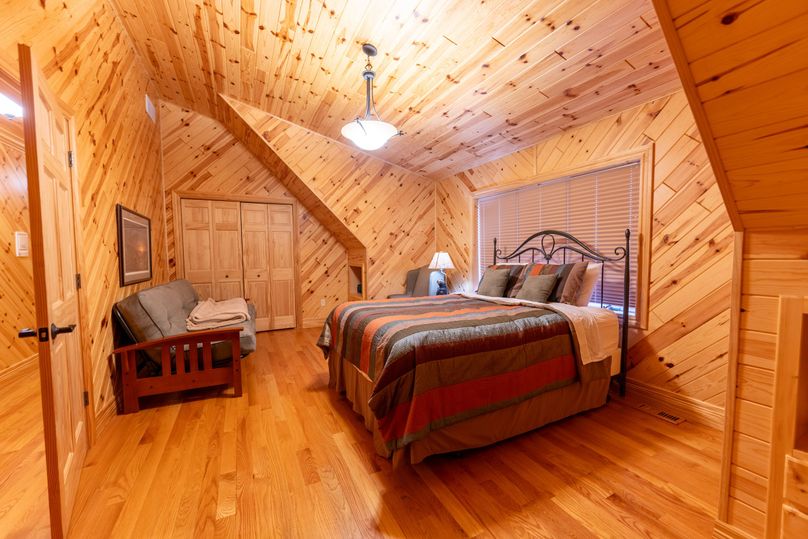 Ogemaw MI 475 Featured Pro Photo--13