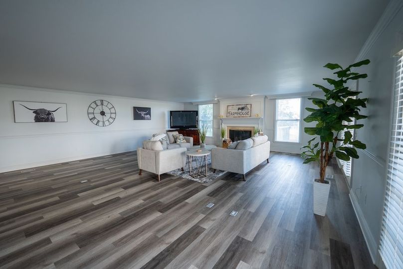 Lapeer MI 170 Featured_Pro Photo-27