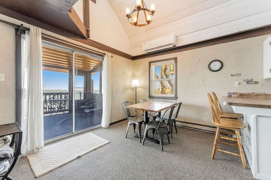 5-web-or-mls-120 SE Lake Dr-71