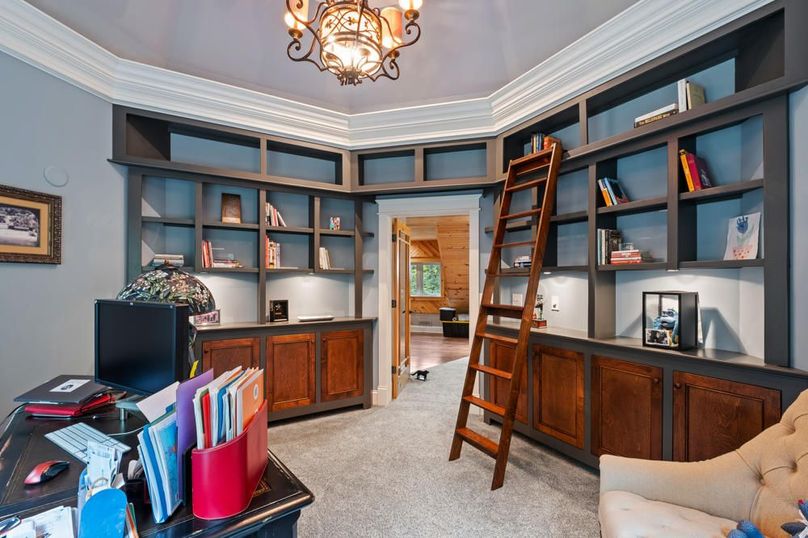 67 Private Office_Library In Master Suite 2