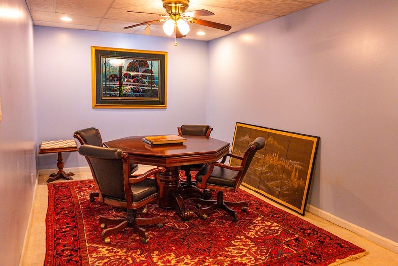 Lewis, WV 246 E 1st Wyllie-056