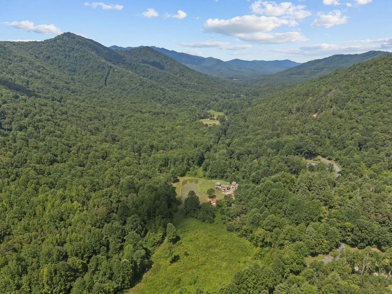 27-web-or-mls-4928 Yellow Creek Rd 025