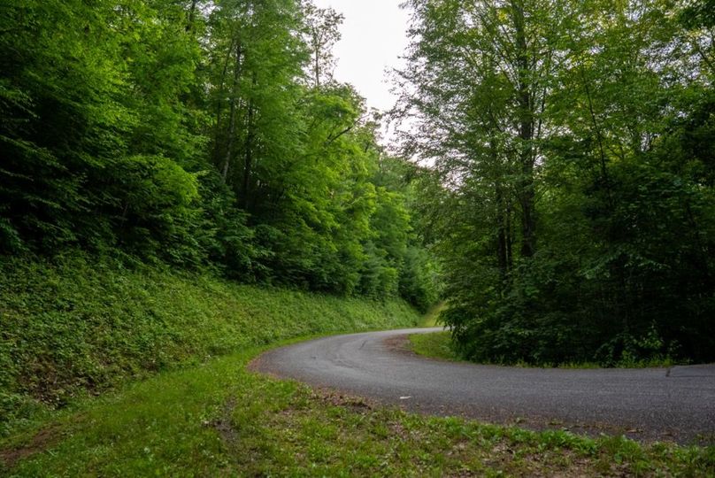 86 Featured_ProPhoto-63