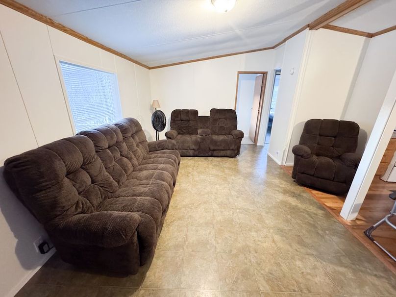 Roane, WV 100.12 AC Tree Line-07