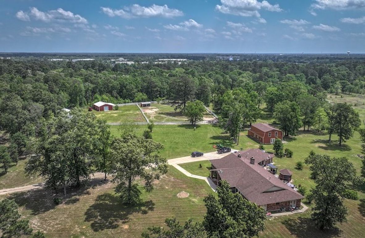 0 Main Listing Photo