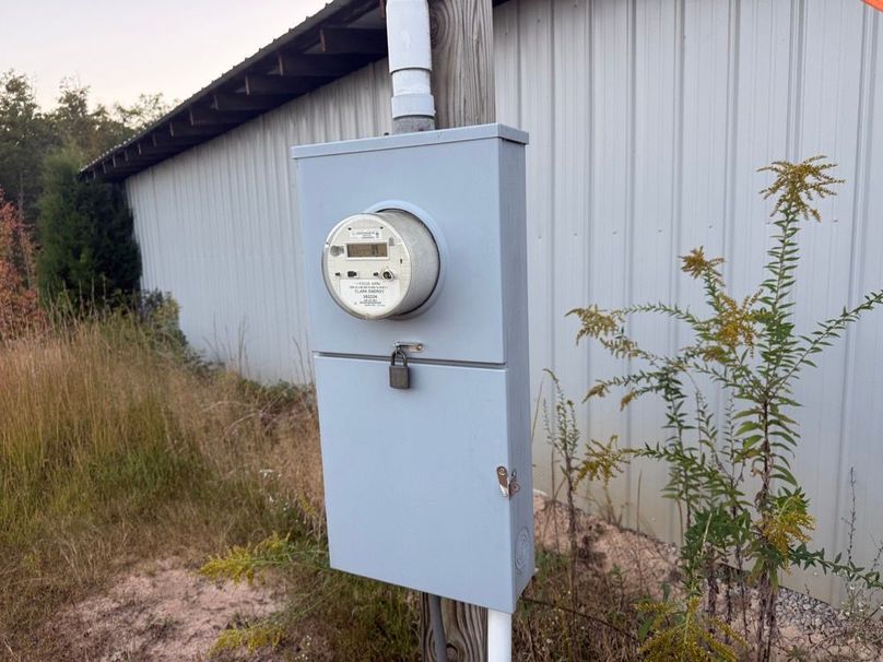 014 electric service at the building