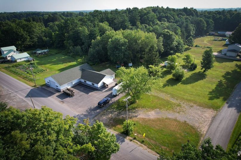 Oswego_1.79_Paro_Photos_1