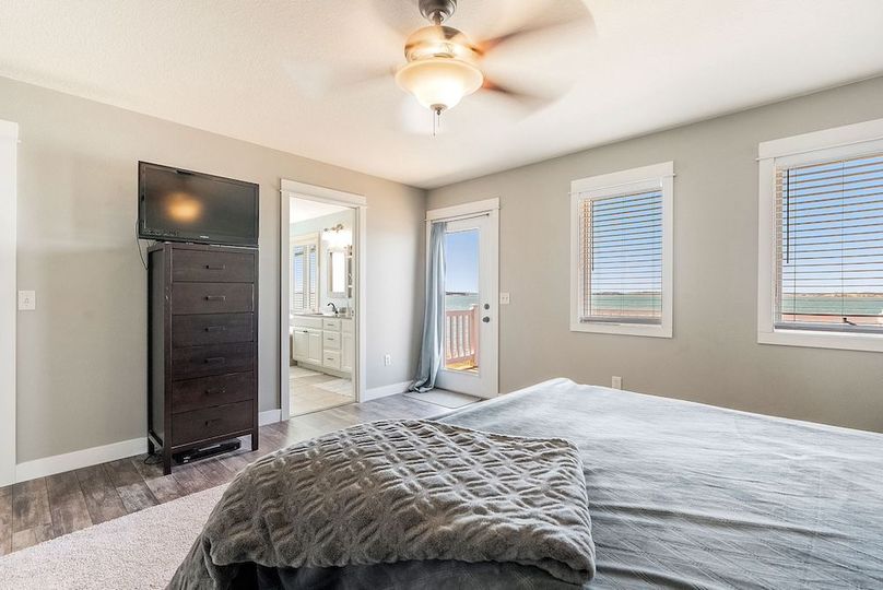 17-web-or-mls-194 Northbay Dr-76