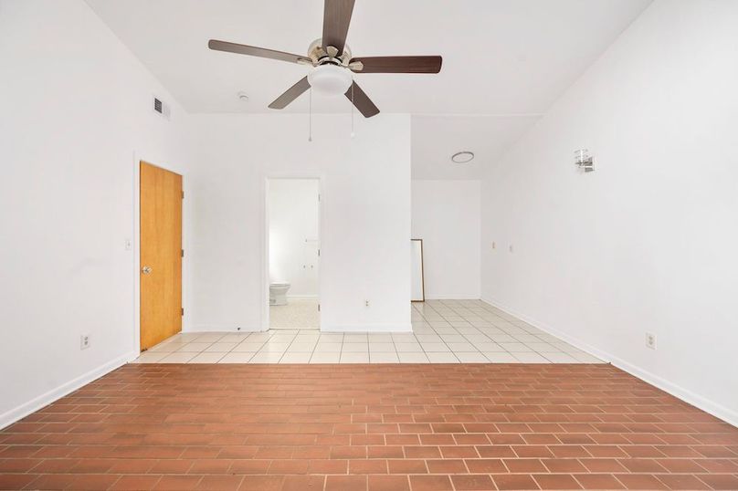 47-51-web-or-mls-279 Poplar Rd interior-34
