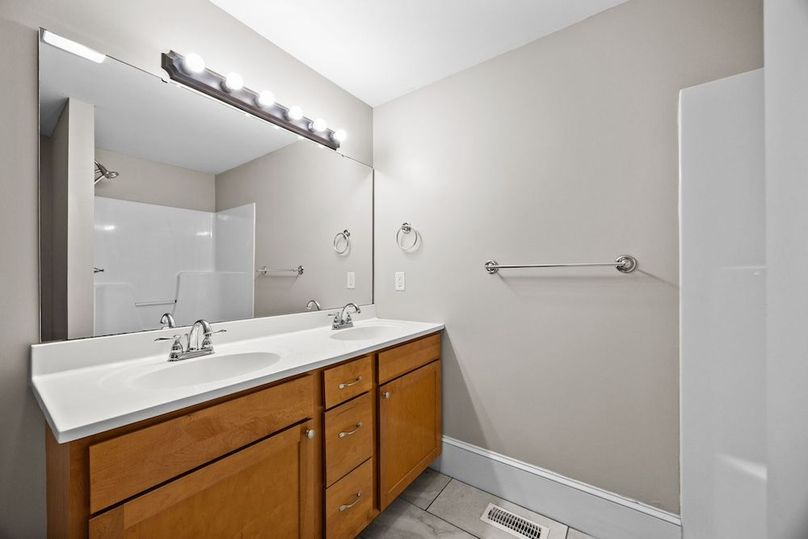 30-web-or-mls-CN6A2288