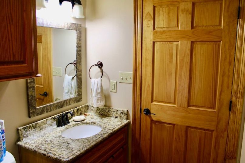 CF459153-ACB5-4164-8360-9E9EEFC7CB4D_1_201_a