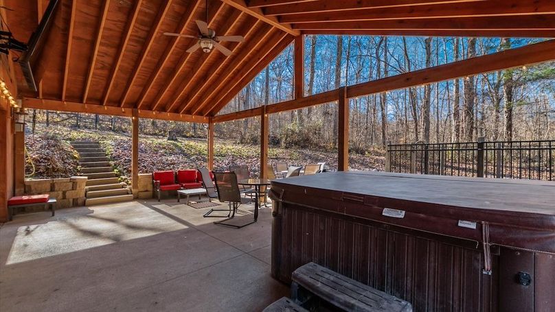 56-zj 21801 Sterling Rd121-2