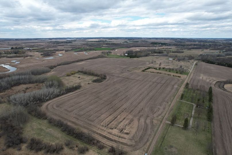 dji_fly_20260428_155646_247_1777410324256_photo