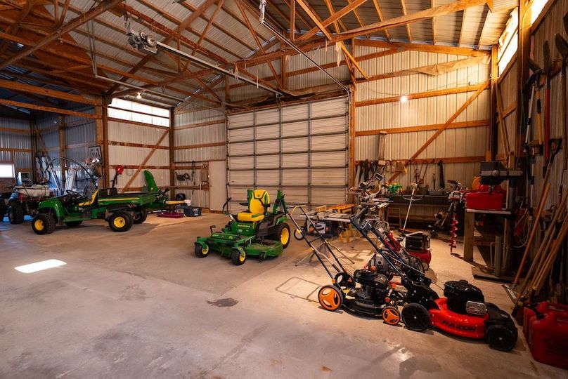 Cedar IA 152 Featured Z9