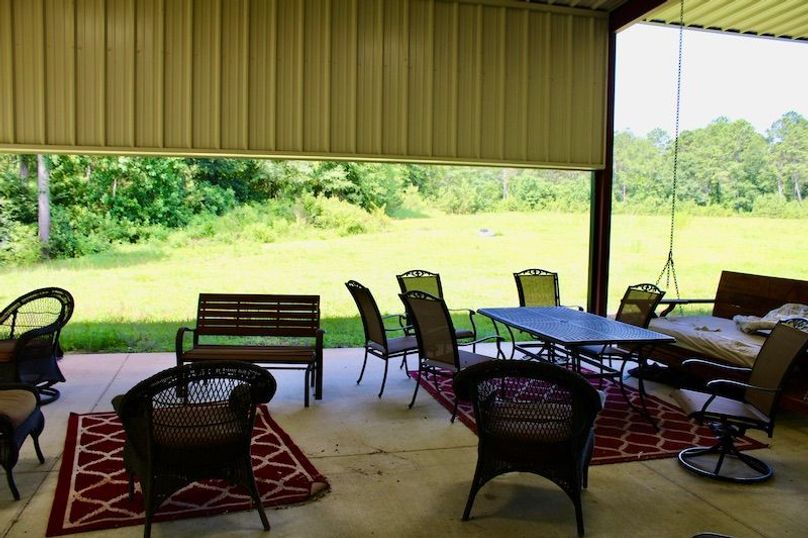 F122F2AD-3103-48AE-99EC-0CD63ADBB676_1_201_a