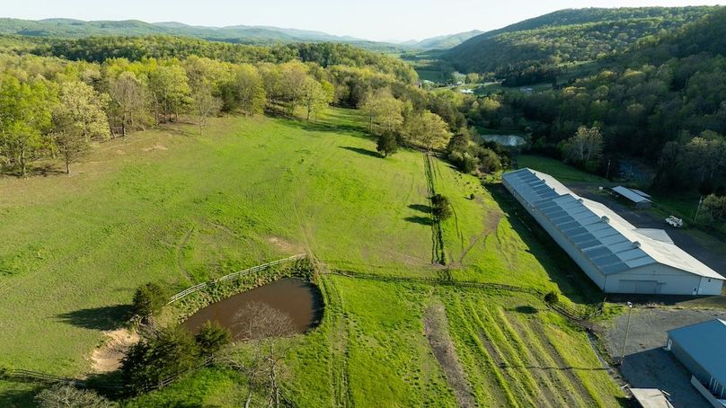 Hampshire WV 106 Featured_Pro Photo-72
