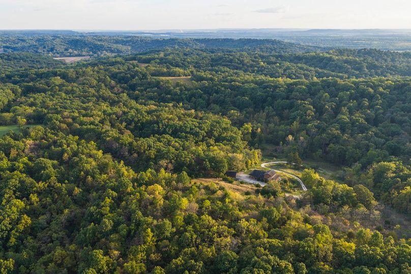 DJI_20251011173800_0368_D-HDR