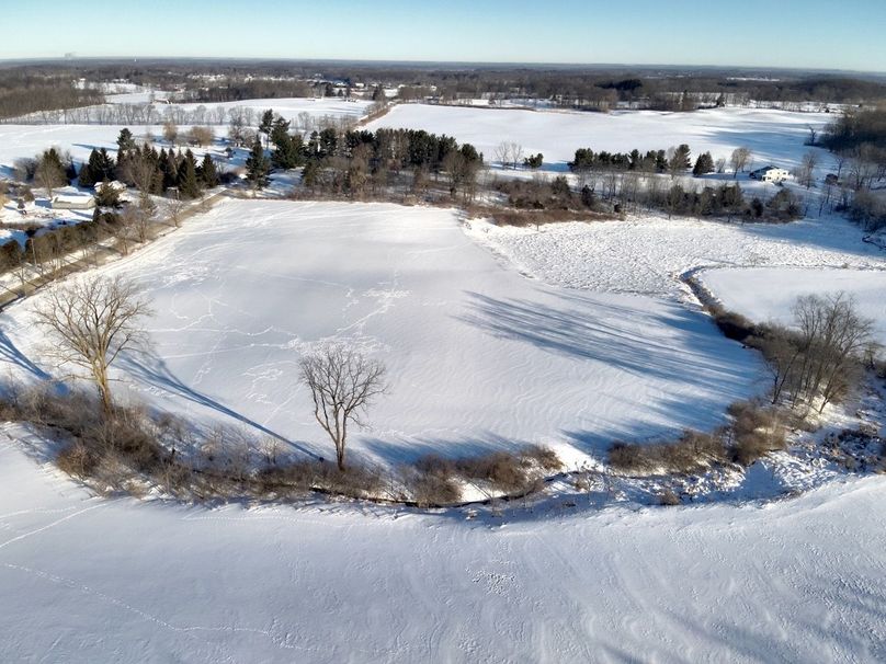 Copy of Tract 9 looking N tracks_creek Large
