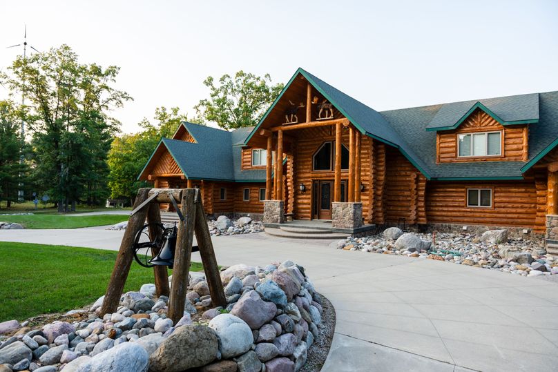 Ogemaw MI 475 Featured Pro Photo-742176