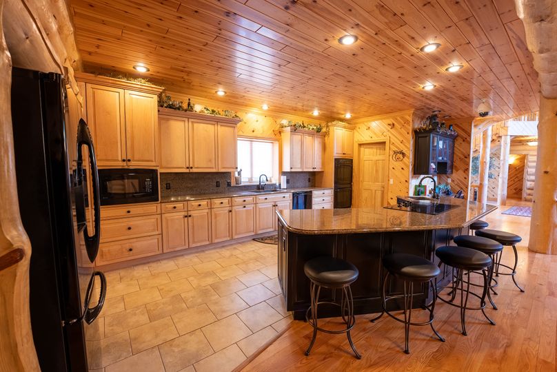 Ogemaw MI 475 Featured Pro Photo--60