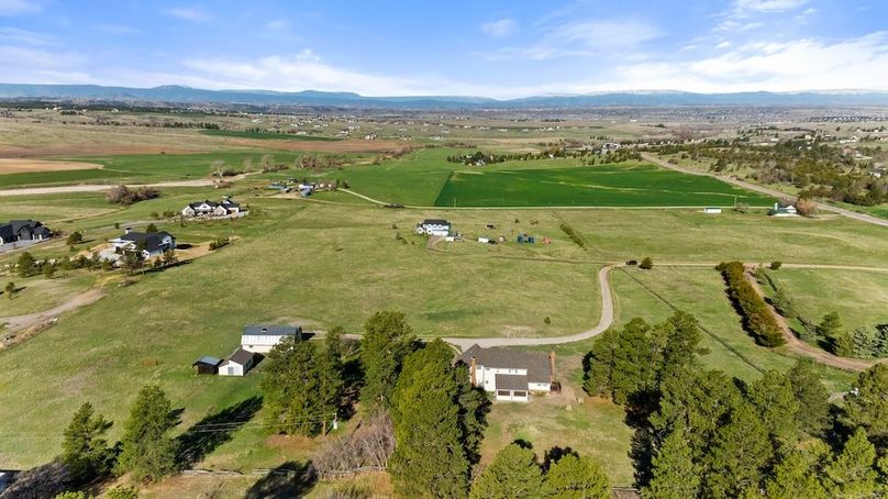 44c - Western View