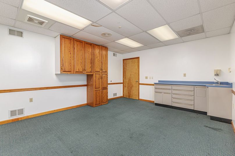 15-2E6A1028_ 1001 Sushruta Dr - Absolute Altitude - 10 - 2025 -16