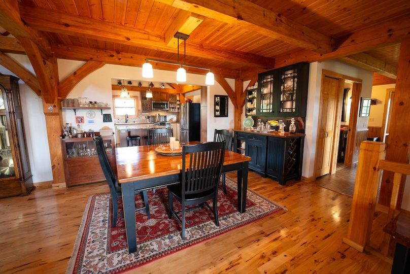 Cedar IA 152 Featured M